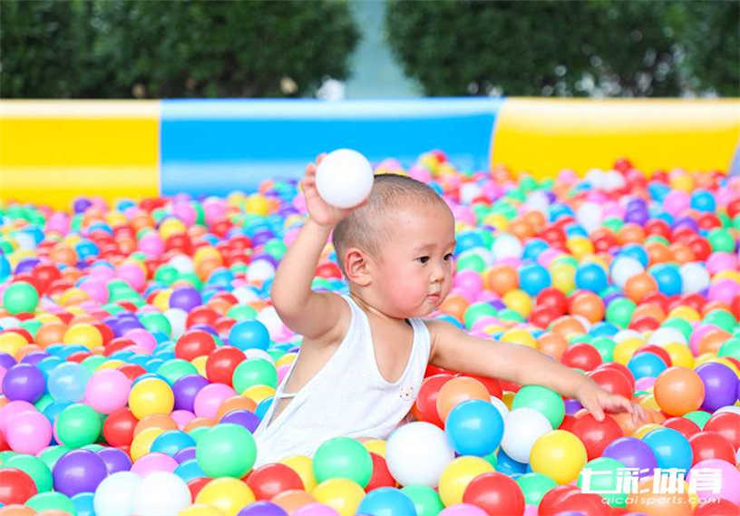 趣味海洋球池.jpg
