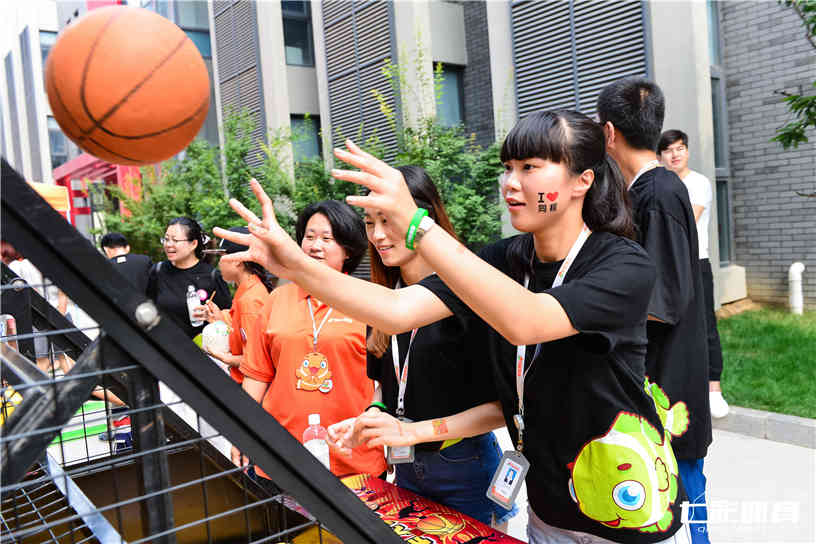 企业嘉年华游戏道具.jpg