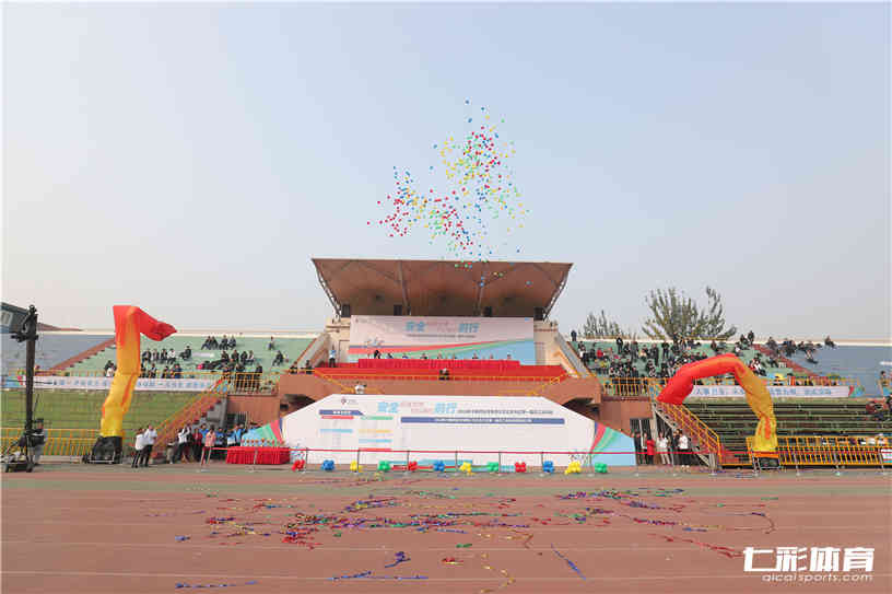 企业家庭日场地装饰.jpg