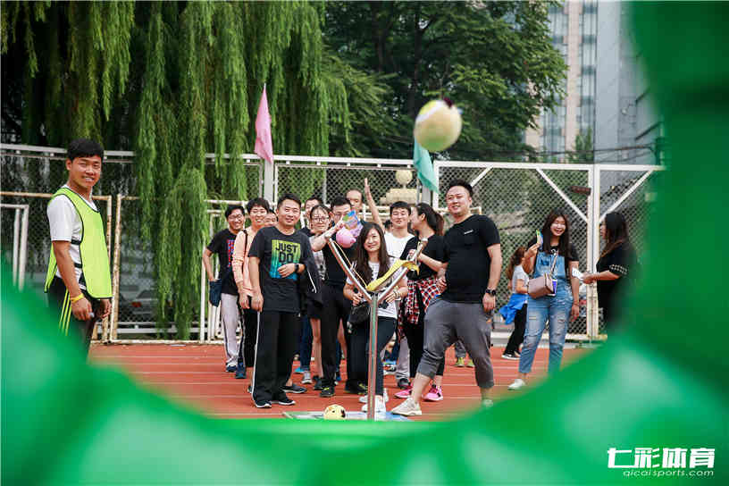 企业嘉年华游戏道具.jpg